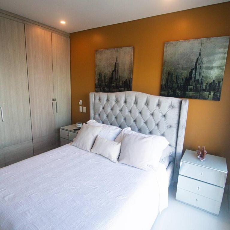 Oceanview Suite with two Pools, Gym & Guest Access - Penthouse Apartment - 23