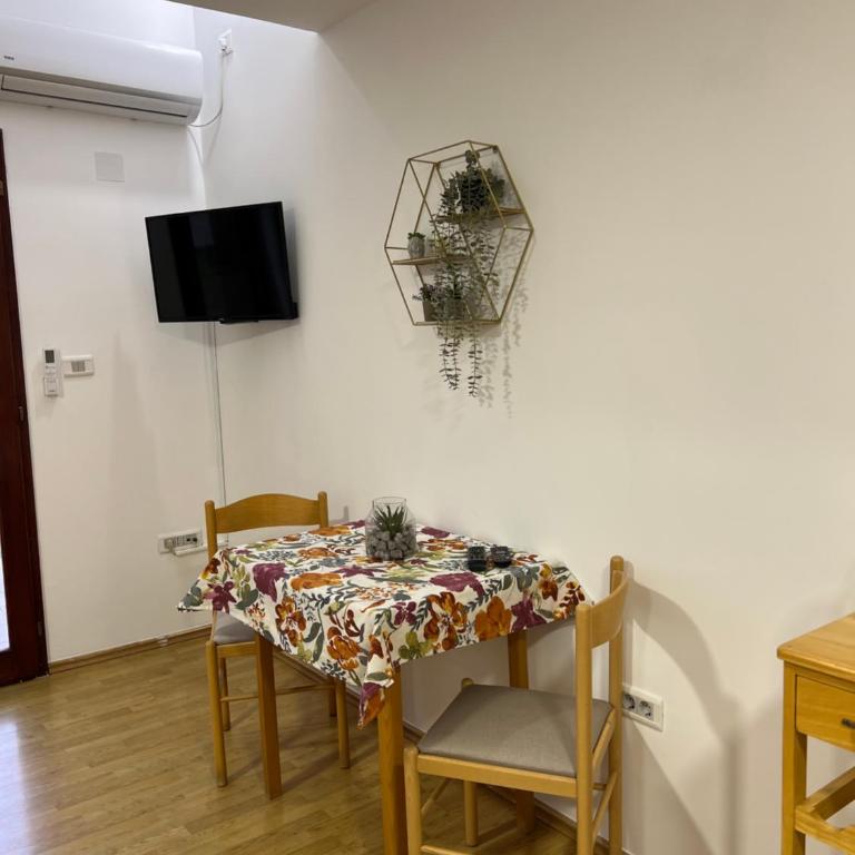 Savo Apartments - Studio sa Terasom - 5