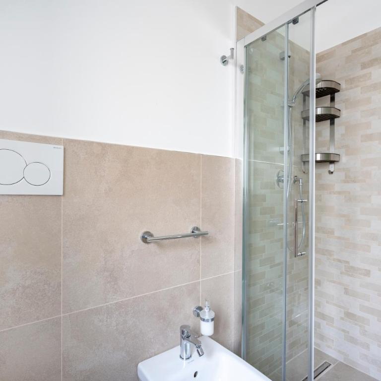 GuestHost - Oasi Monticelli - Three-Bedroom Apartment - 25