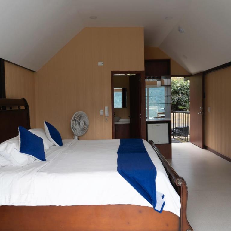 HCR Hotel y Centro de Convenciones Chinauta Real - Habitación Doble con vistas a la montaña - 6