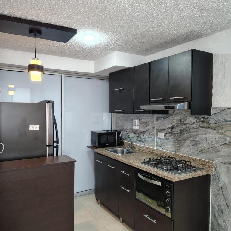 Apartamento Amoblado De Lujo En Cúcuta 2 - Apartamento de 3 dormitorios - 7