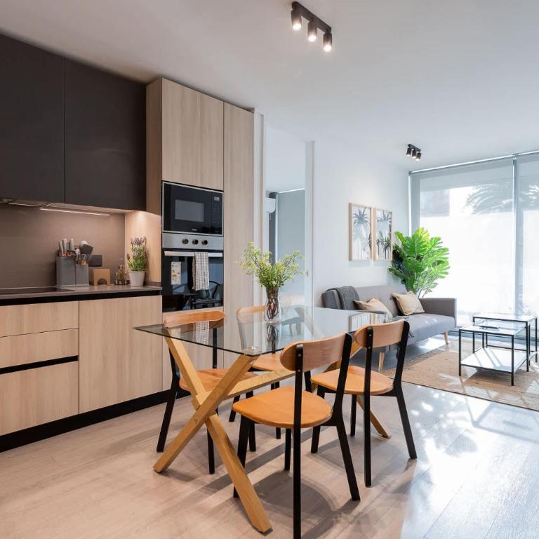 Modern 2BR Las Condes Apt Prime Spot - Apartamento - 2