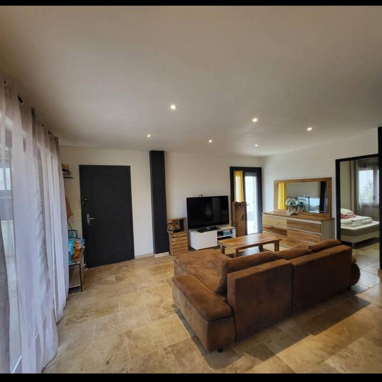 Vue mer et chant des oiseaux - Two-Bedroom Apartment - 2