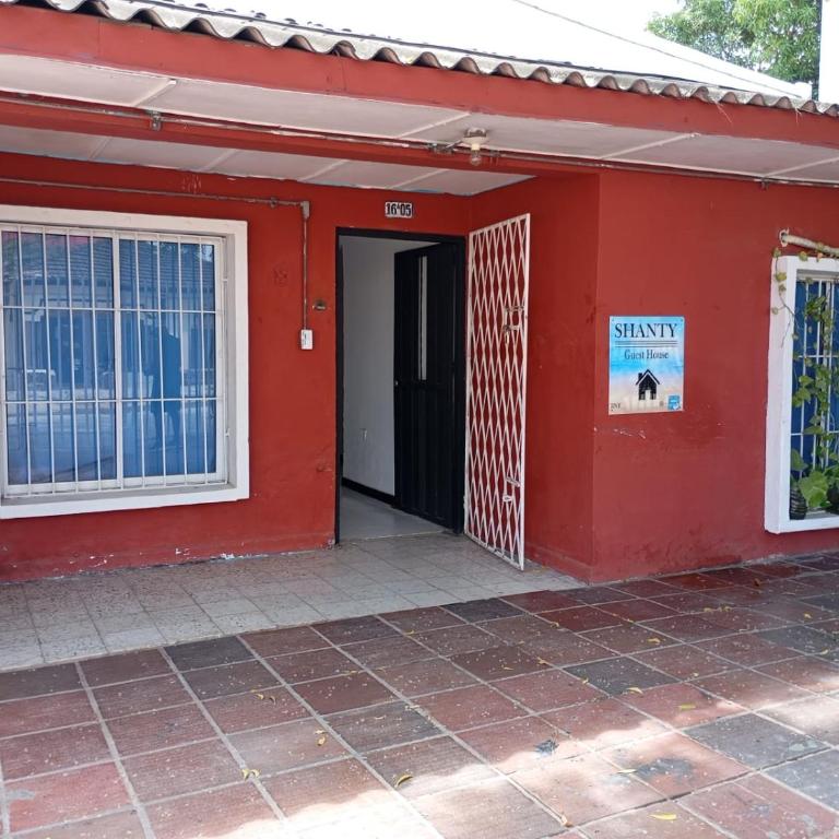 Shanty hostal - Habitación Compartida Mixta - 4 camas - 24