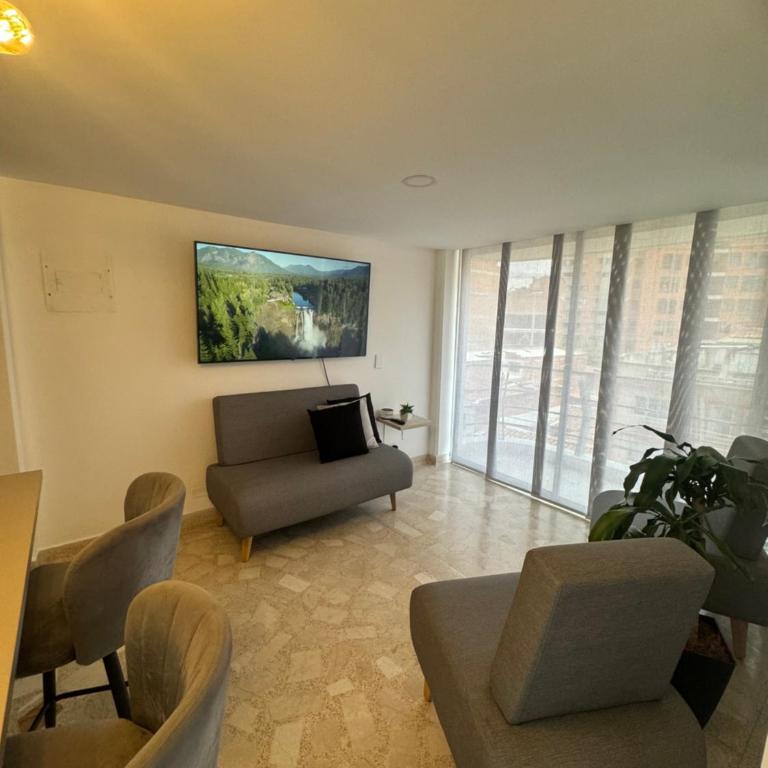Excelente ubicación junto al Estadio y la 70 muy central - Two-Bedroom Apartment with Balcony and Terrace - 2