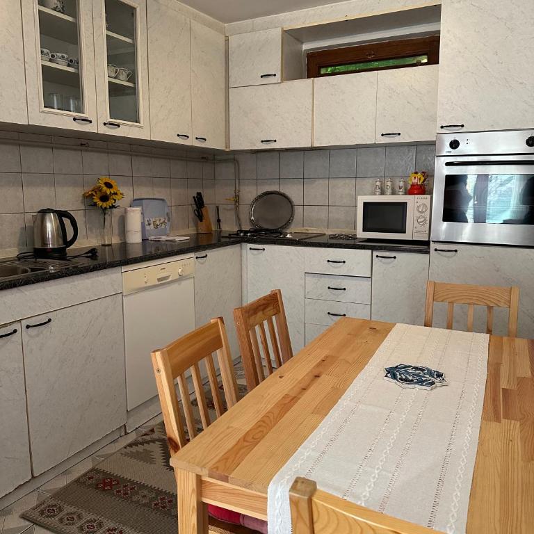 Yasmin Apartments - Your Window to Sarajevo - Apartment - Ground Floor - 4