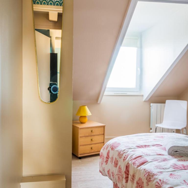 CENTRE VILLE, plusieurs appartements rénovés lumineux dans meme immeuble - Appartement 3 Chambres avec Vue - 23