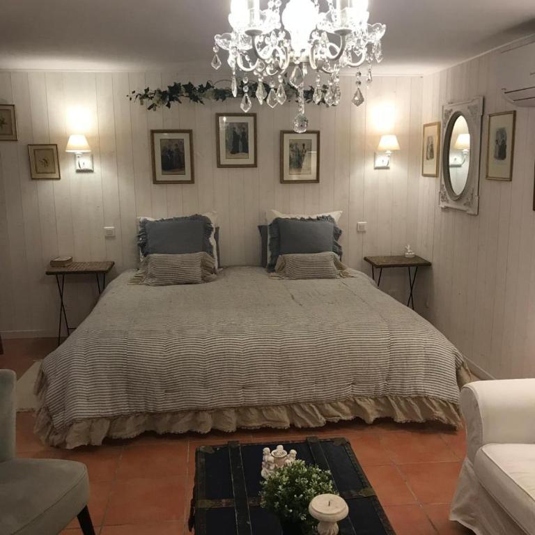 Le jardin secret de Laura - Chambre Familiale Deluxe - 11