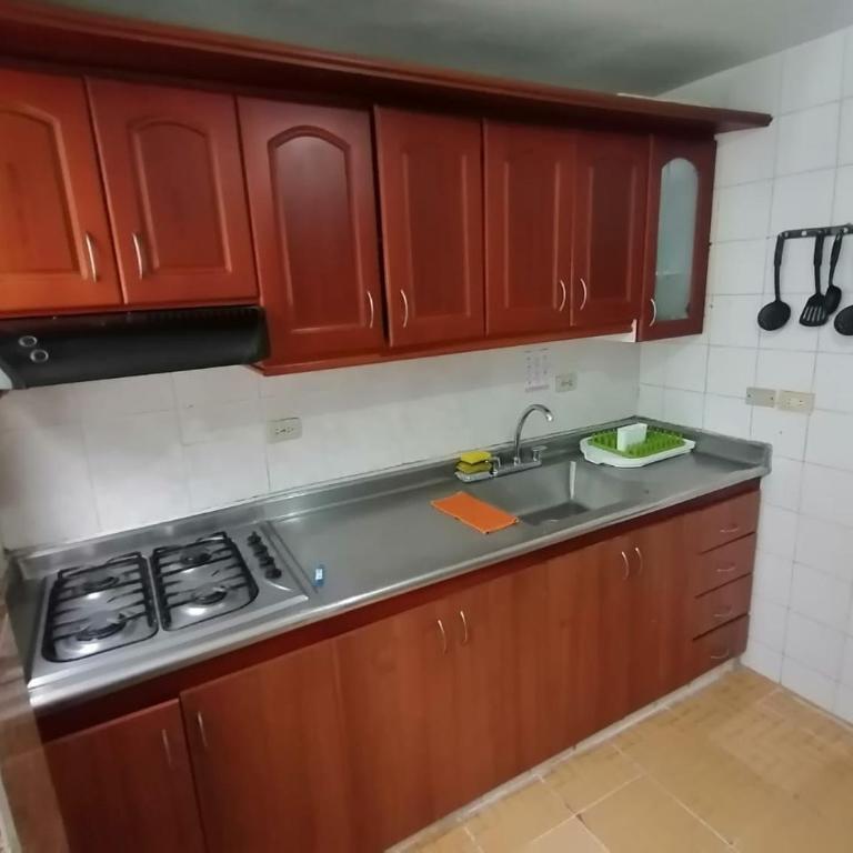 APARTAMENTO RODADERO VISTA Y PLAYA In - Apartamento de 3 dormitorios - 4