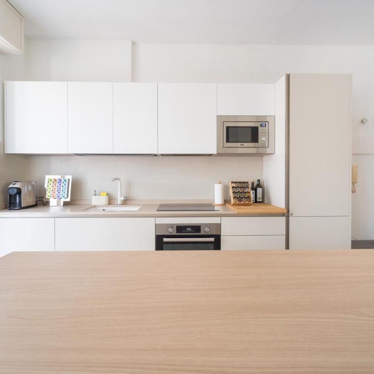Cloud9 Large Terrace - Meliora Apartments - Appartamento Premium con 3 Camere da Letto e Balcone - 13