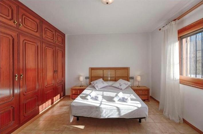 Villa Mar - Four-Bedroom House - 18