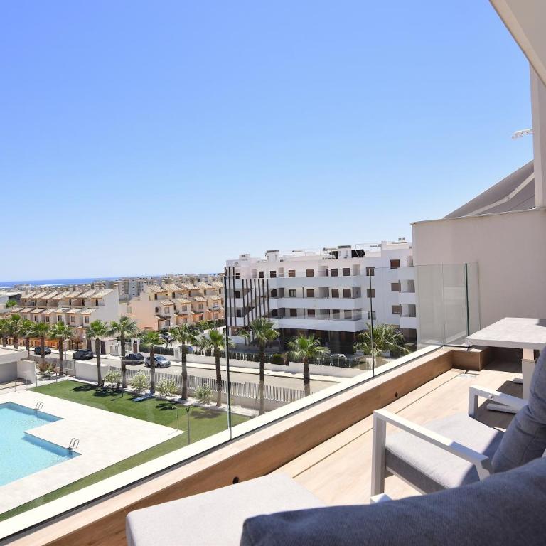 Elegante Ático con VISTAS al MAR !!! - Apartamento Ático - 12