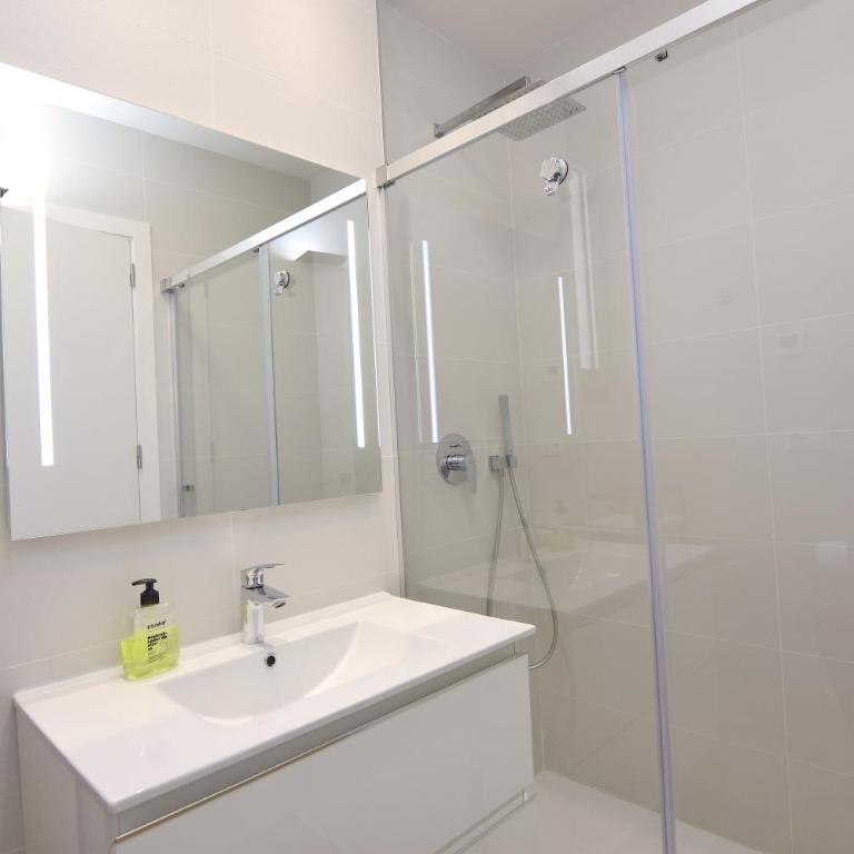 Elegante Ático con VISTAS al MAR !!! - Apartamento Ático - 25