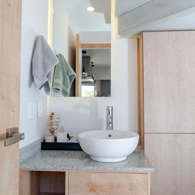 Loft moderno cerca de Andares y Estadio 3 de marzo - Apartamento de 1 dormitorio - 2