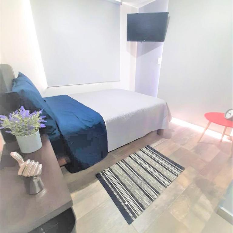 R02 Room at ITESM CEM Full Services, Shared-Kitchen, Smart TV, Parking, Balcony - Double or Twin Room with Private Bathroom - 21