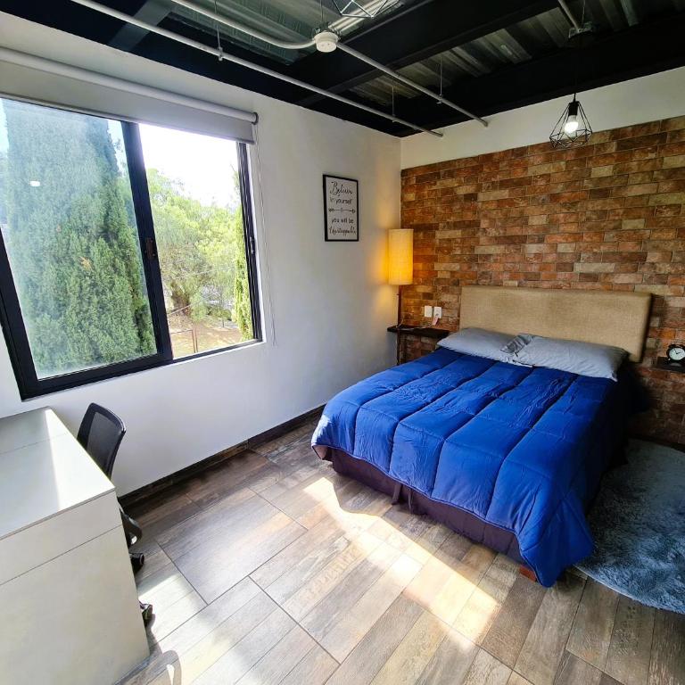 R09 STUDIO CORNER at ITESM CEM Full Services, Shared-Kitchen, Fridge ,Laundry, Smart TV, Parking, Balcony - Double or Twin Room with Private Bathroom - 18