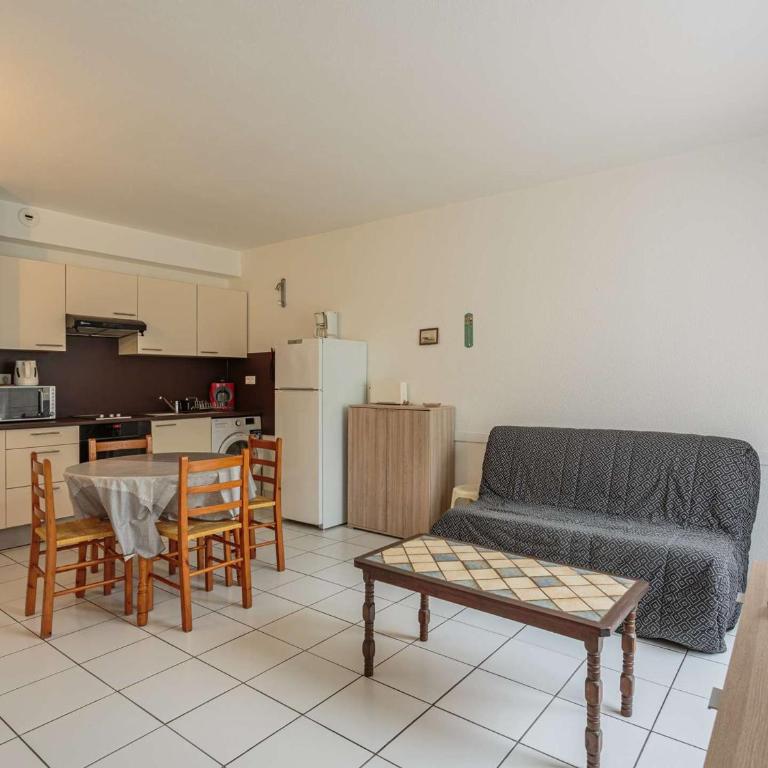 Studio confortable avec jardin et parking à Cambo-les-Bains - FR-1-4-703 - Studio - 1