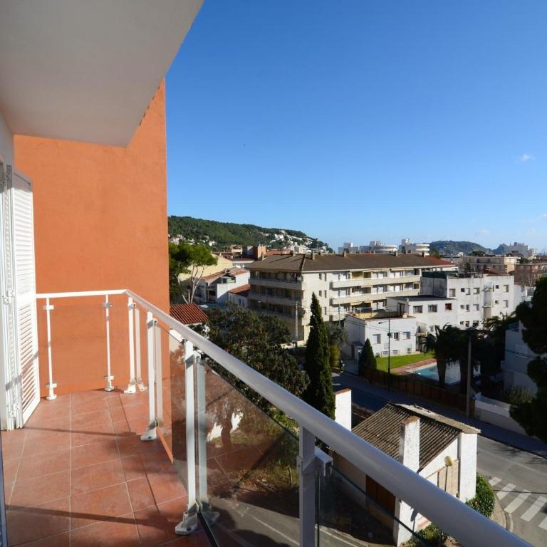 Spacious duplex Apartment in Estartit - Three-Bedroom Apartment - 17
