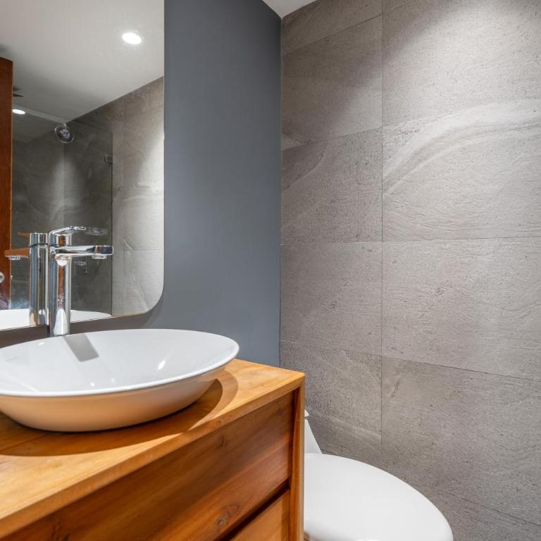 beautiful 2 bedroom luxury condo in Provenza - Apartamento de 2 dormitorios - 15