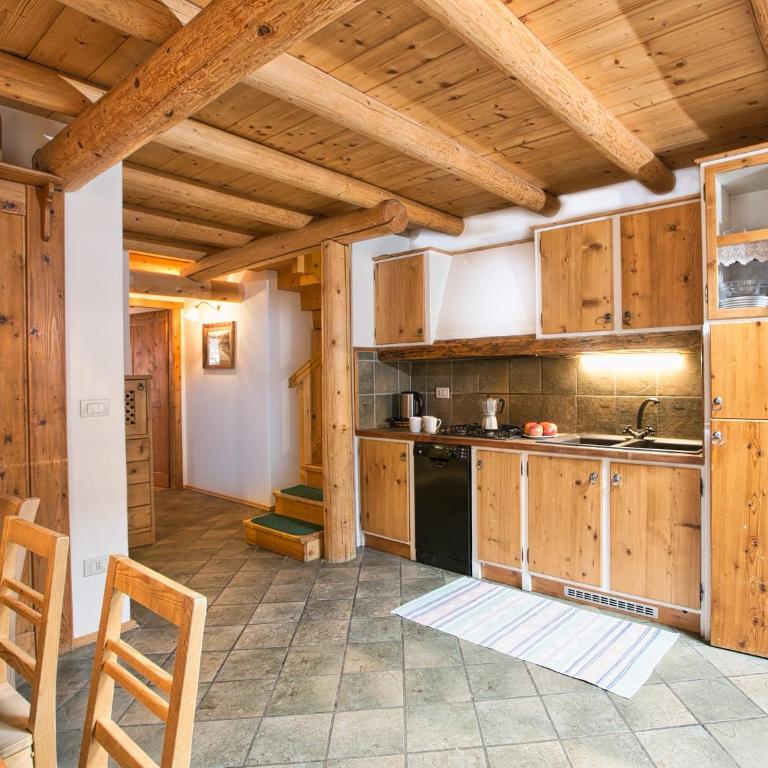 Typical Cottage in Bellamonte Italy with bubble bath - Casa Vacanza con 6 Camere da Letto - 12