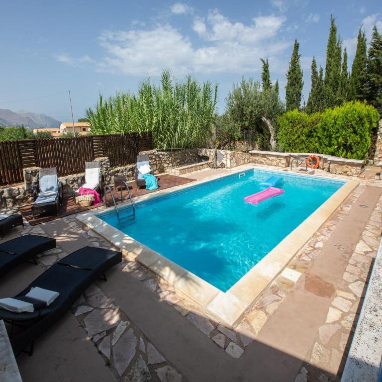 Stunning Villa in Contrada Sarmuci with Pool - Villa con 4 Camere da Letto - 20
