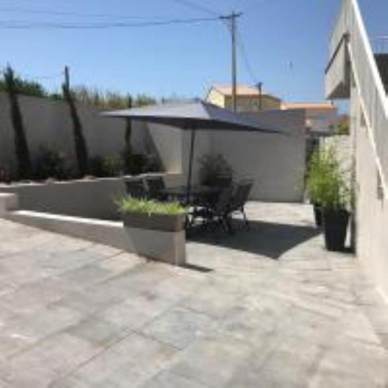 Maison Basalte - Two-Bedroom Apartment - 18
