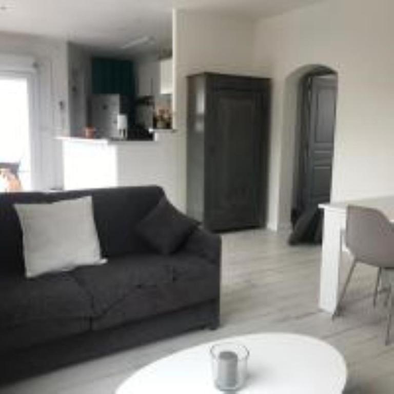 Maison Basalte - Two-Bedroom Apartment - 19