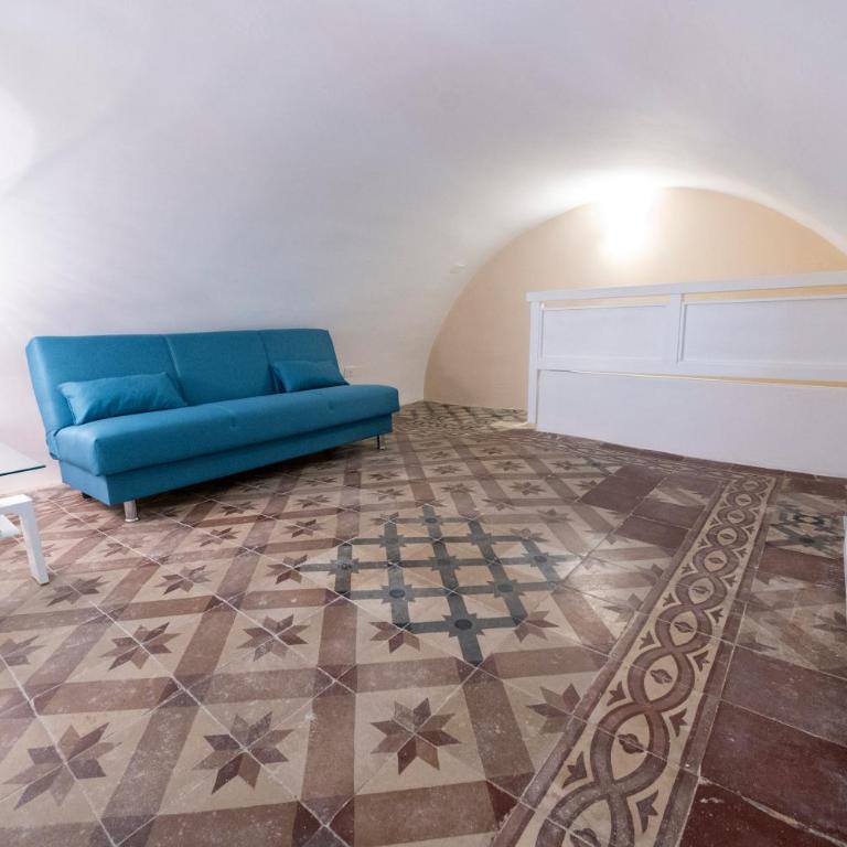 Cristina's Family House - One-Bedroom Apartment - 33