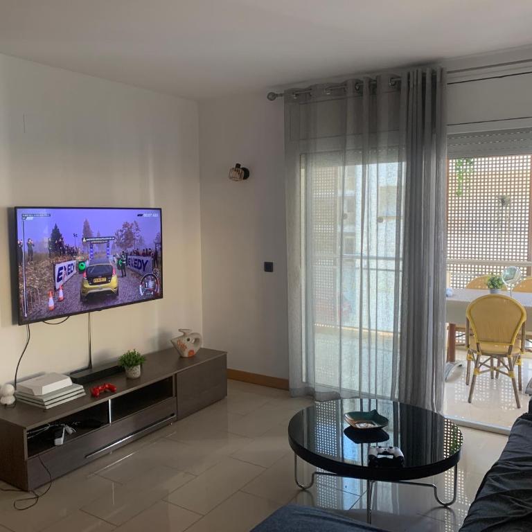 SOLIMAR 10 SALOU Solo FAMILIAS con Parking y piscina - Two-Bedroom Apartment - 98