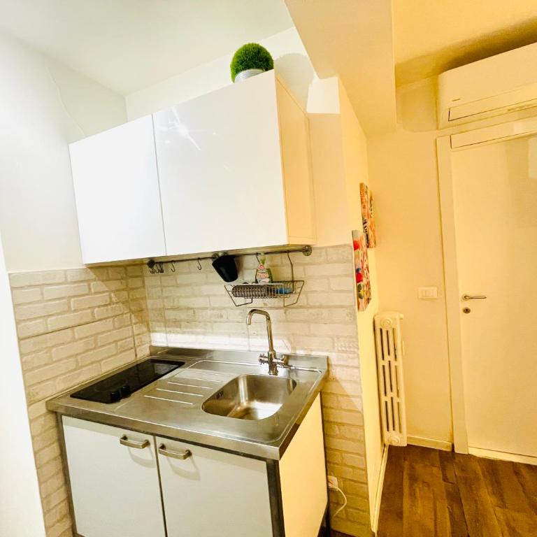 Centralissimo Bologna - Two-Bedroom Apartment - 24