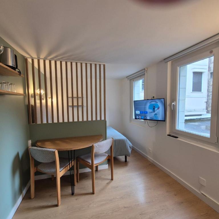Studio Rouen Centre Historique 2 Personnes L'Olive - Two-Bedroom Apartment - 6
