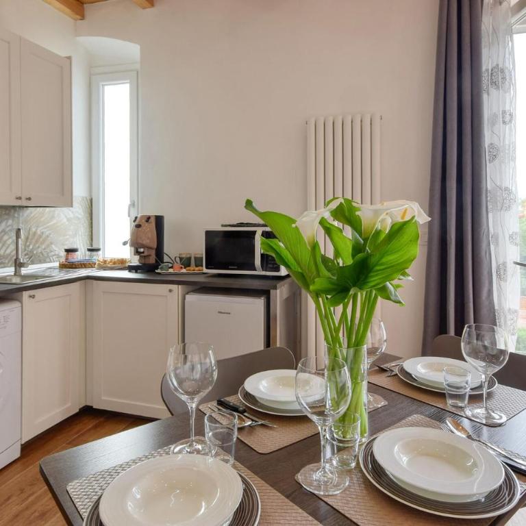 1 Bedroom Stunning Apartment In Chiavari - Appartamento con 1 Camera da Letto - 2
