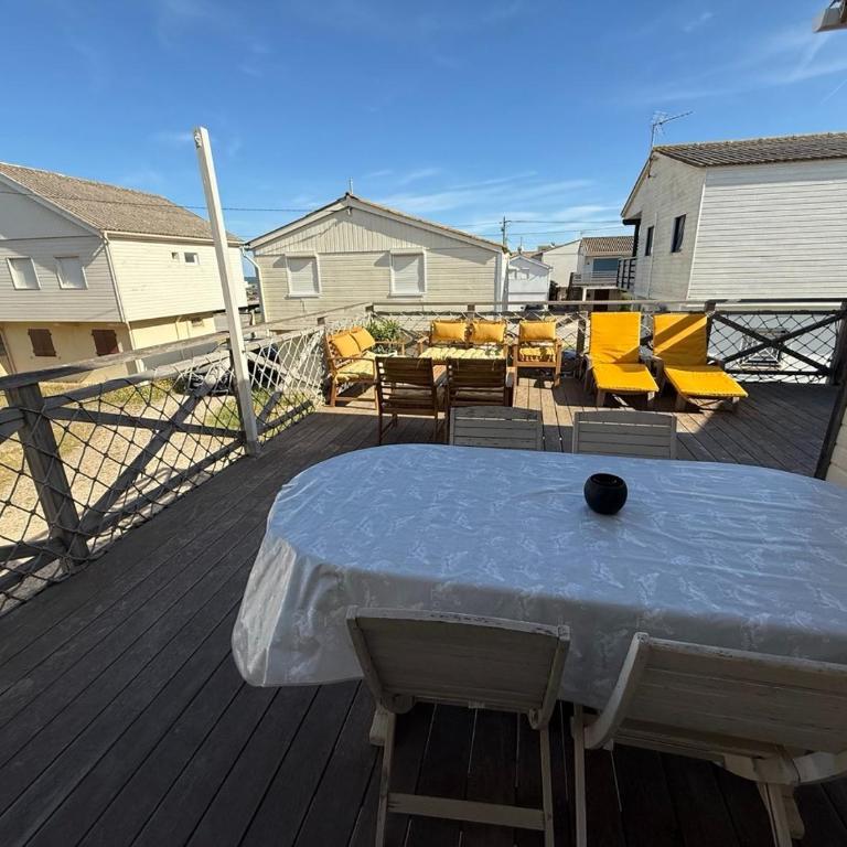CHALET GRUISSAN 10 Places 4 Chambres CONFORT & VUE sur MER - Chalet - 16
