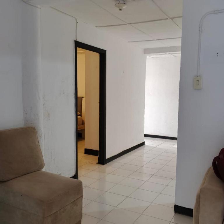 Shanty hostal - Habitación Compartida Mixta - 4 camas - 6