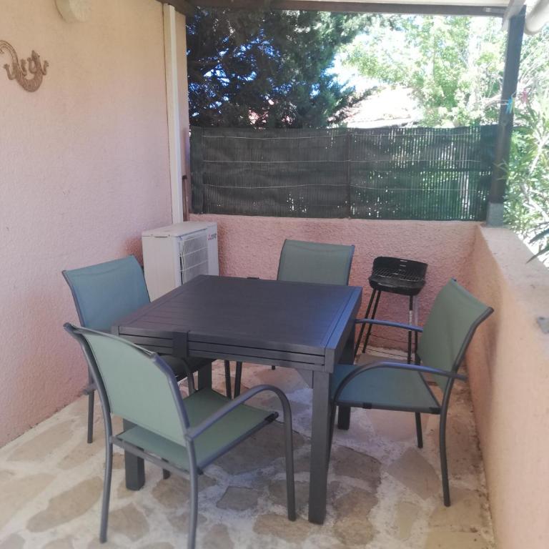 Appartement avec terrasse - Apartment mit Terrasse - 4