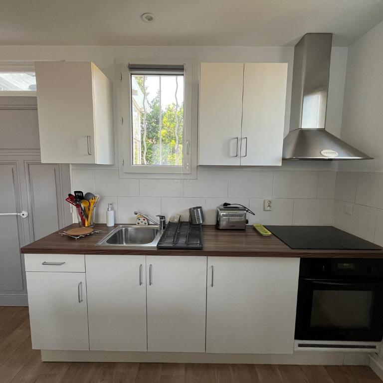 T2 30m2 CLIMATISE AVEC JARDIN PROCHE DE LA MER - Apartment mit 1 Schlafzimmer - 5