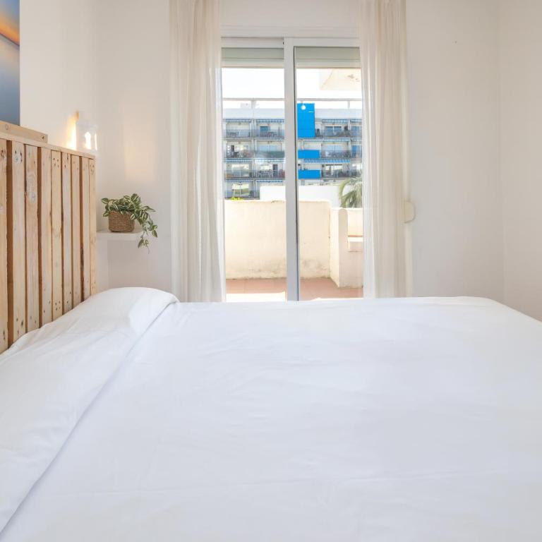 V029 - Royal Marina - One-Bedroom Apartment - 18