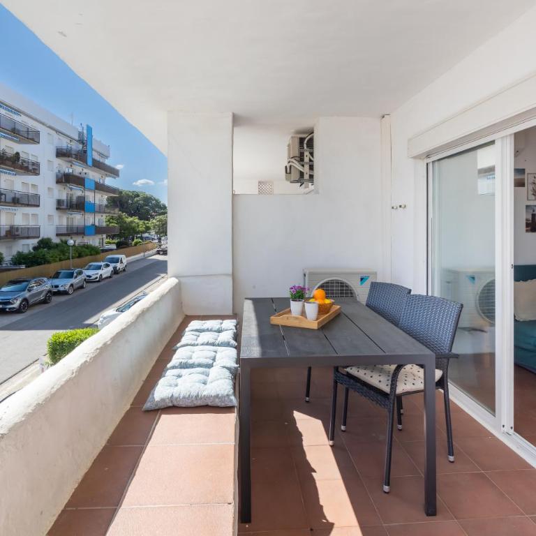 V029 - Royal Marina - One-Bedroom Apartment - 21