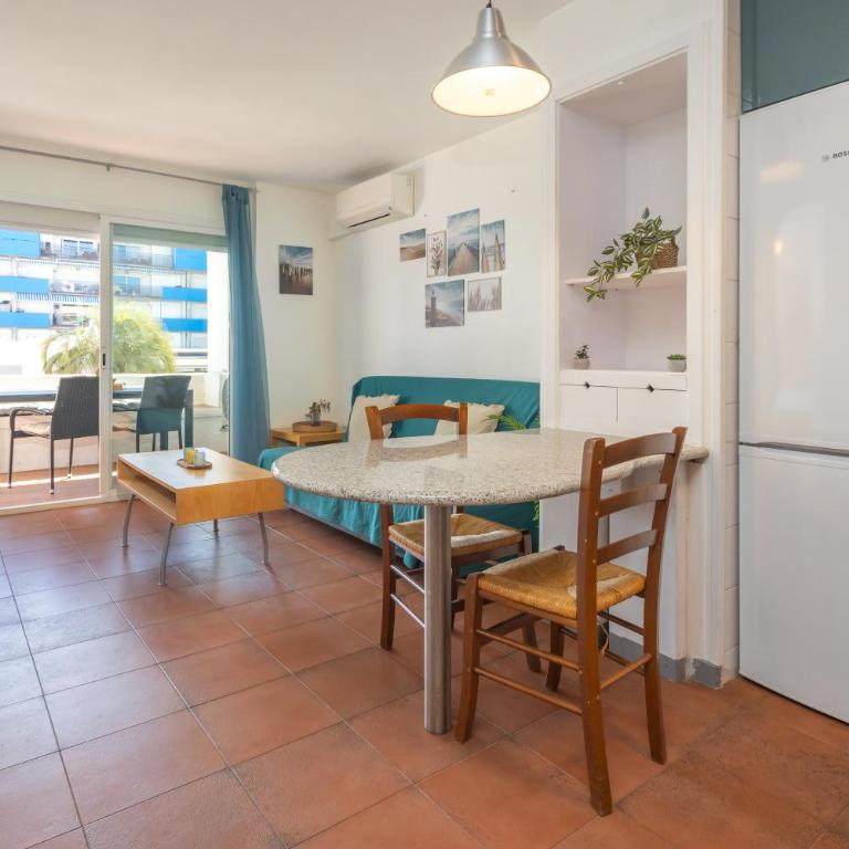 V029 - Royal Marina - One-Bedroom Apartment - 8