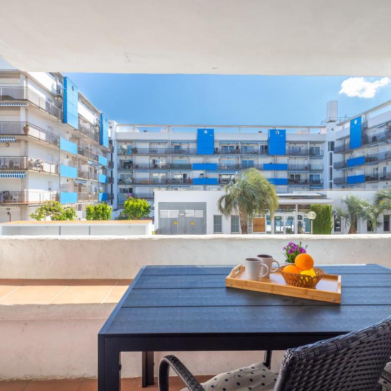 V029 - Royal Marina - One-Bedroom Apartment - 20
