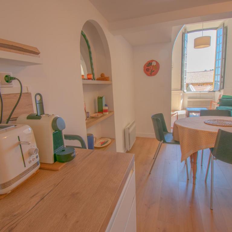 Grasse Le Gazan, belle vue, centre historique, 2ch - Appartement 2 Chambres - 20