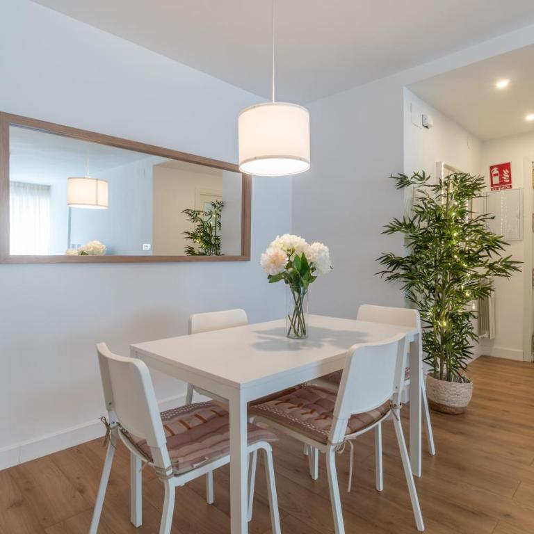 Apartamento Turismo Granada - Three-Bedroom Apartment - 43