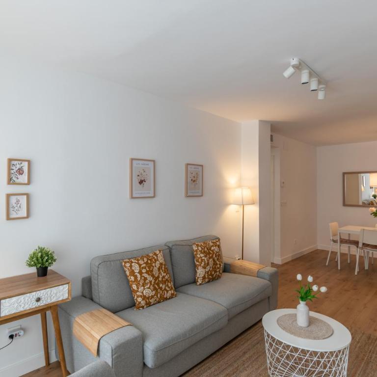 Apartamento Turismo Granada - Three-Bedroom Apartment - 52