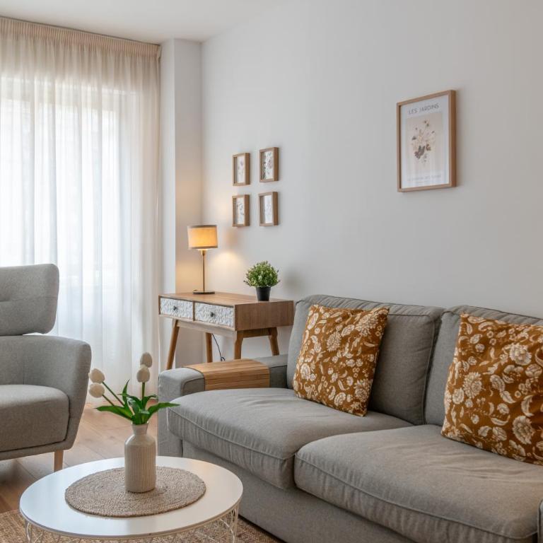 Apartamento Turismo Granada - Three-Bedroom Apartment - 58