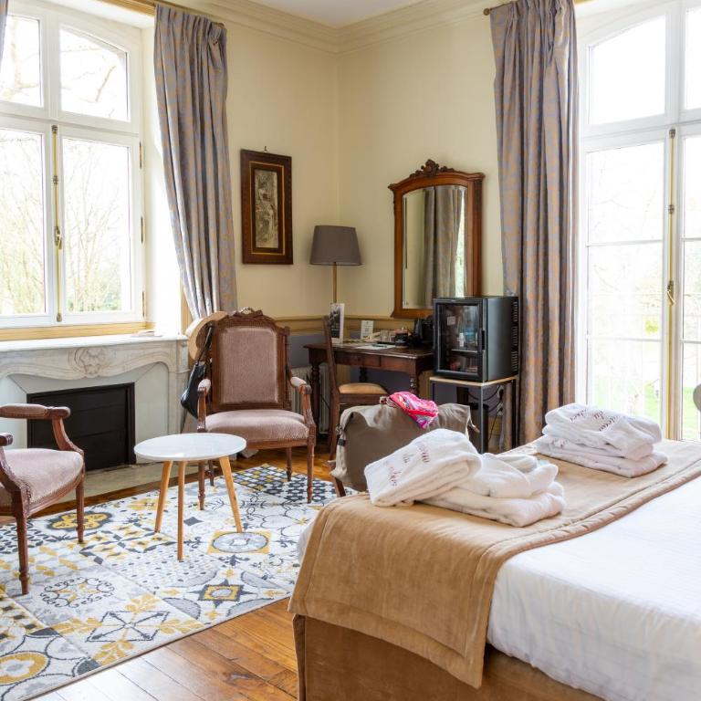 Château Hôtel Du Colombier - Chambre Double Supérieure - 7