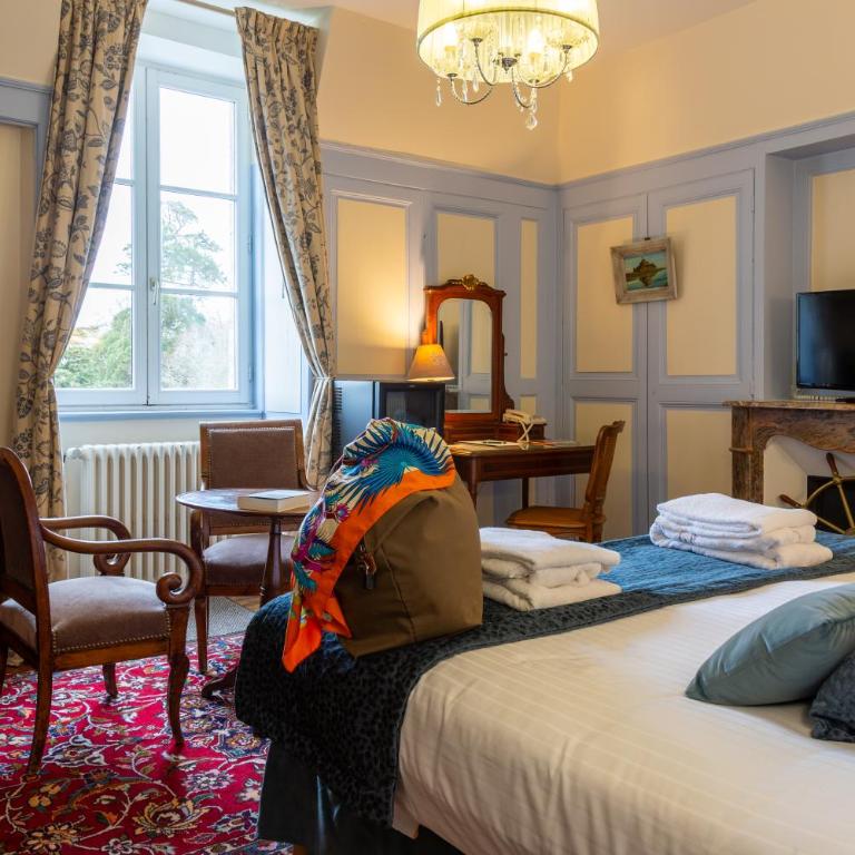 Château Hôtel Du Colombier - Chambre Double Supérieure - 12