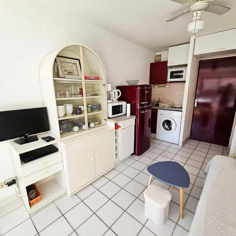ARGELES PLAGE STUDIO PISCINE PARK PRIVATIF dans RES SECURISEE - Apartment mit 1 Schlafzimmer - 4