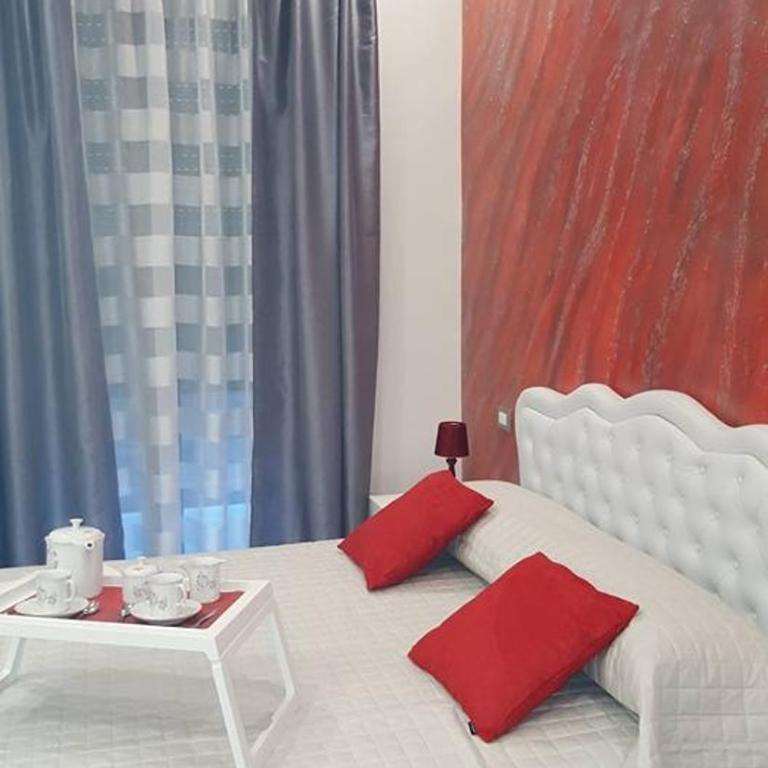 Domus Pompeii - Two-Bedroom Apartment - 1