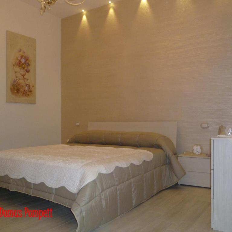 Domus Pompeii - Two-Bedroom Apartment - 15