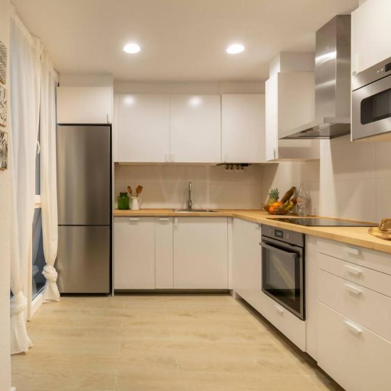 Precioso apartamento recién reformado pleno centro - Two-Bedroom Apartment - 4